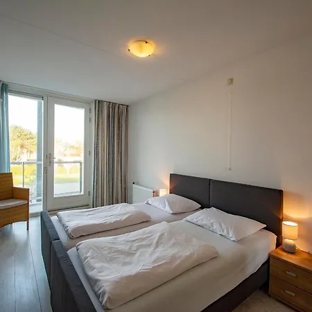 Modernly Within Groote Keeten